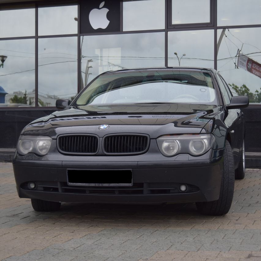 BMW 7 e65