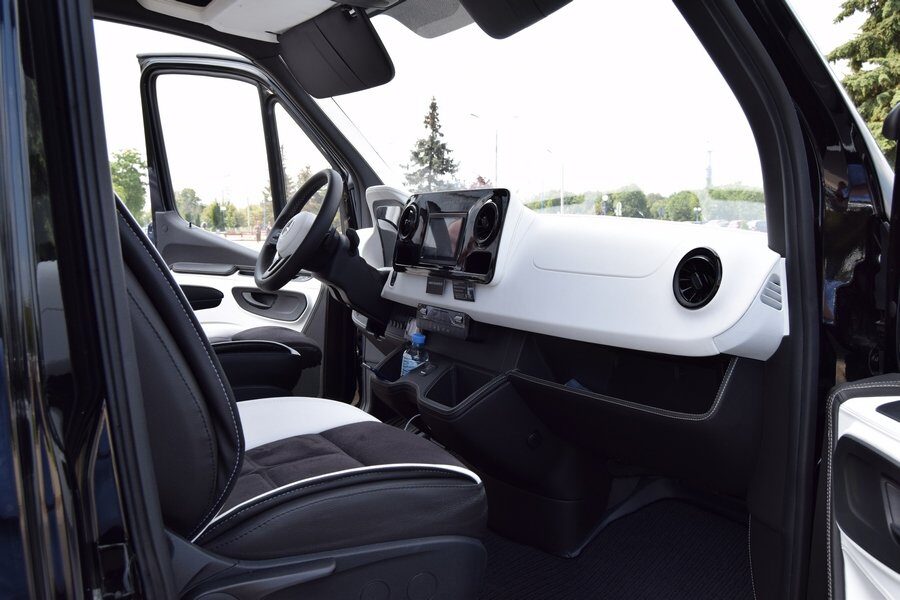 mercedes-sprinter-w907-04